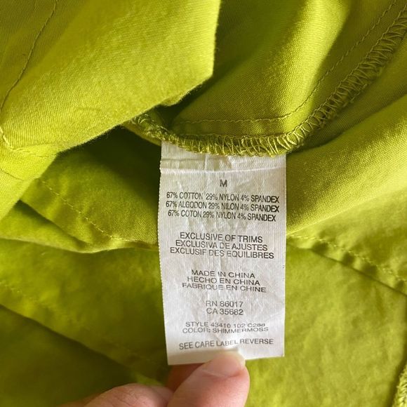 Bebe lime citrus green blouse button up top with belt and ruffles women’s size M - Picture 4 of 12